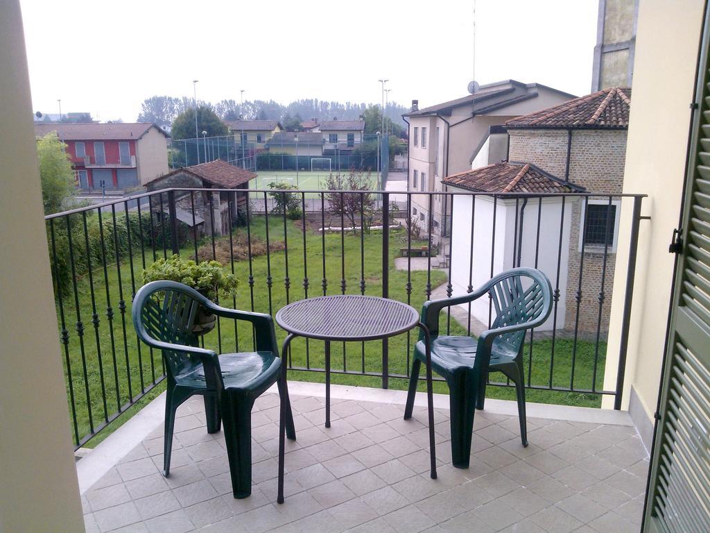 Castelgabbiano Apartment Castel Gabbiano Стая снимка