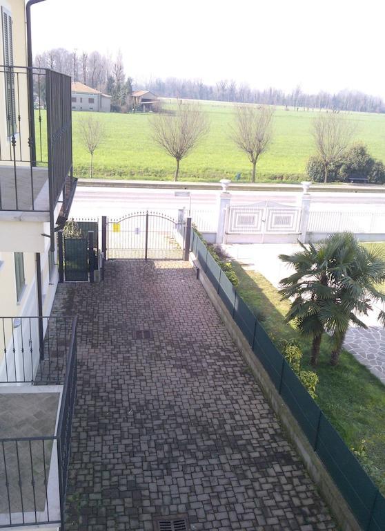 Castelgabbiano Apartment Castel Gabbiano Стая снимка